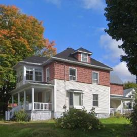 Gîte Richmond Inn, khách sạn ở Richmond