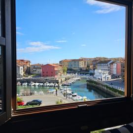 Hotel Puerto Rico: Llanes'te bir otel