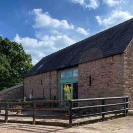 Mallards Barn on a rural farm, hotell i Dingestow