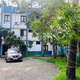 Hotel Sunday - Townhouse Club Airport Trivandrum