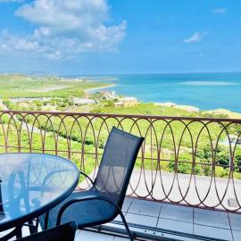 St Croix Bliss - Tranquil Retreat-Ocean Views-Island Breezes, hotell sihtkohas Christiansted