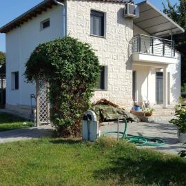 H BIΛΑ ΤΩΝ ΟΝΕΙΡΩΝ ΣΟΥ-999 THE VILLA OF YOURS Dreams 999, viešbutis mieste Drama