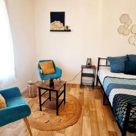 Le petit Cocon Bleu, hotel em Flers