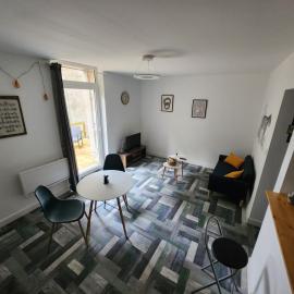 T2 jardin Guéret, hotel v destinácii Guéret