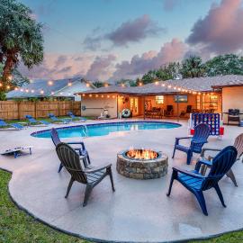 Heated Pool, Game Room & 4Bdrm - Bay Bungalow