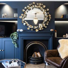 Luxe Stratford Townhouse I free parking I sleeps 4 I 2 bathrooms I Walk to RSC Town centre I Dog friendly, hotel in Stratford-upon-Avon