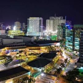Mabolo garden flat a9 Rooftop Pool Shortwalk to Ayala Mall