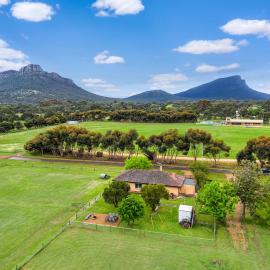Dunkeld House - Beautiful Country Retreat, hotell i Dunkeld