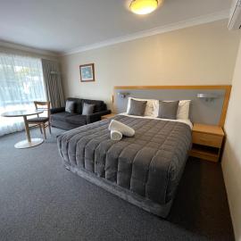 George Bass Motor Inn, hotel em Nowra