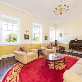 Georgian Townhouse - Central St Neots near Cambridge with Parking