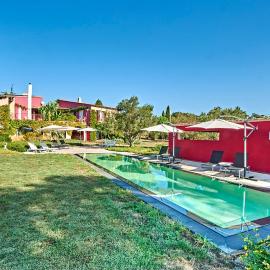 VILLA MERCEDES 300 m de la plage, hotel in La Londe-les-Maures