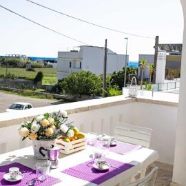 Appartamenti in Via Schipa Pescoluse By ViaggiaNelSalento, hotel in Marina di Pescoluse