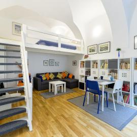 Main Square Studio Mare
