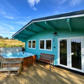 Glenariff Forest Pine Cabin、Glenariffのホテル
