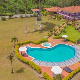 Hotel Arrayanes del Quindío, viešbutis mieste Montenegro