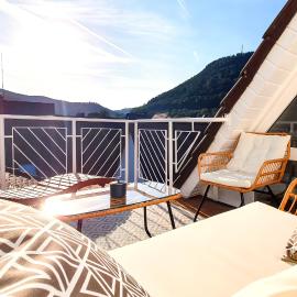 ROMANTIC-Apartment - Altbauflair mit Dachterrasse & Waldblick, Maisonette, 80m2