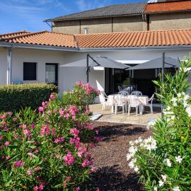 Maison moderne près plage Aiguillon - 2 chambres, terrasse, jardin, parking - Calme et confort - FR-1-420-63, hotel in La Teste-de-Buch