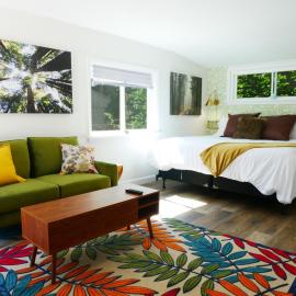 Private Studio - King Bed - Wifi, hotel em Arvada