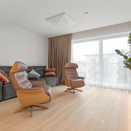 Newly furnished apt in Tallinn with free parking in the underground garage, Hotel in Kesklinn