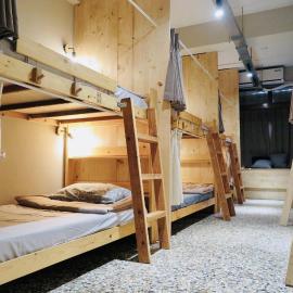 Walk Home Hostel, hotel in Chiayi City