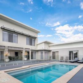 Hildeton Pool House, hotel u gradu Šeparton