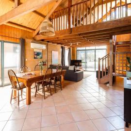 Beachy Sleeps! Eco Friendly Family Retreat โรงแรมในเพรฟเวลลี