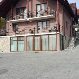 Casa Luci&Matei, Hotel in Căciulata
