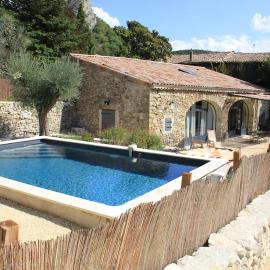 Gîte Les Oliviers, hotel a Saou