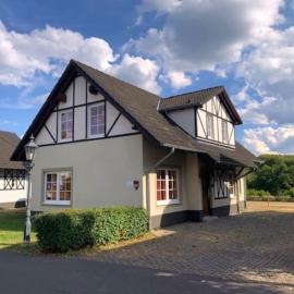 Charmantes Ferienhaus an der Mosel, viešbutis mieste Edigeris-Eleris