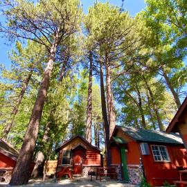 The Village Cabins, hotel en Big Bear Lake