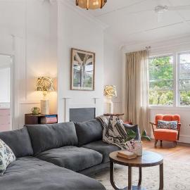 Mullum River House - waterfront heritage home