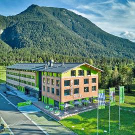 Explorer Hotel Garmisch, hotel sa Farchant