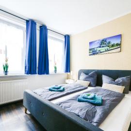 Fürst-Pückler-Apartment_bis 6 Personen_Waschmaschine_Küche_2x Parkplätze_Terrasse_Netflix