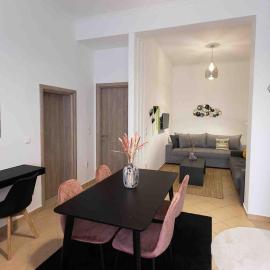Feel Meteora 1BD luxury apt, hotel in Kalabaka