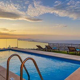 Villa Mari Chania, with private ecologic pool and amazing view!