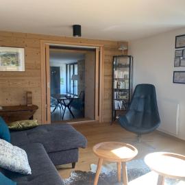 Le Sarana : 75m2, calme, belle vue avec terrasse.