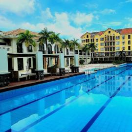 Neroki's Crib Cozy & Luxurious Staycation!: Cebu şehrinde bir otel