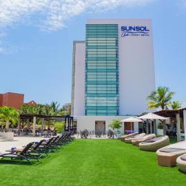 SUNSOL UNIK Luxury Hotel, hotel em Porlamar