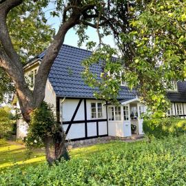 Strandby 1847 B&B, hotel a Nykøbing Falster