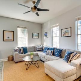 'Cloud 9 on the Gulf', 1 Mi to Beach: Pet Friendly