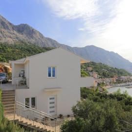 Apartments by the sea Podgora, Makarska - 21817