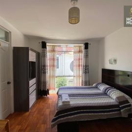 HOTEL HUARAZ、タクナのホテル