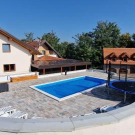 Bazen & Spa Oasis Budimberg, hotel u gradu Ludbreg