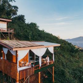 CR farm stay ซีอาร์ฟาร์มสเตย์, hotel in Ban Thung Phan Ha