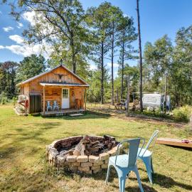 Angler’s Getaway! ‘Rustic Cabin’ on Lake Eufala, ξενοδοχείο σε Abbeville
