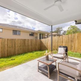 Cute 4BR Family Home in Calamvale, Hotel in Algester