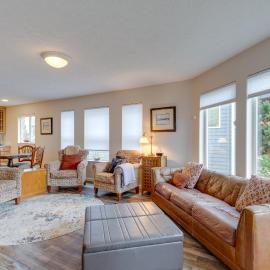Oceanside Beach Home w/ 180-Degree Views!, Hotel in Oceanside