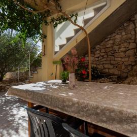 Apartments with parking space Marusici, Omis - 1131, hotel in Mimice