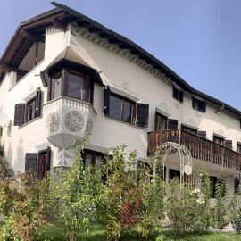 Chasa Tusa Scuol, hotel sa Scuol