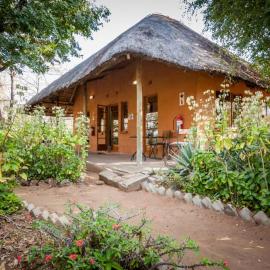 African Sunsets (Bophirimo Self-Catering Guest House), hotel Kasanéban